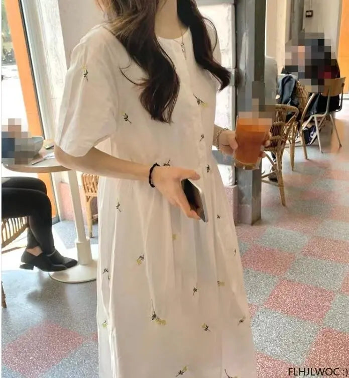 GlowDress Classic Comfort – Relaxed Fit Floral Shirt Dress