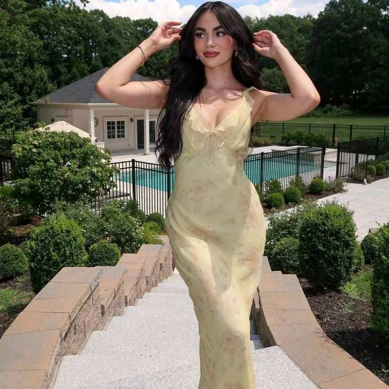GlowDress Summer Floral Maxi – Backless, Elegant & Effortlessly Casual