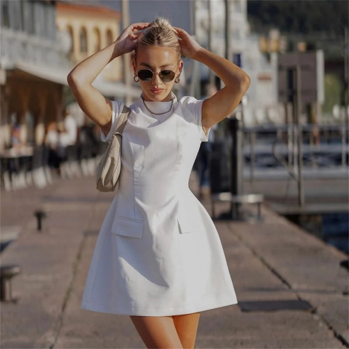 GlowDress Street Chic – Flirty Meets Effortless