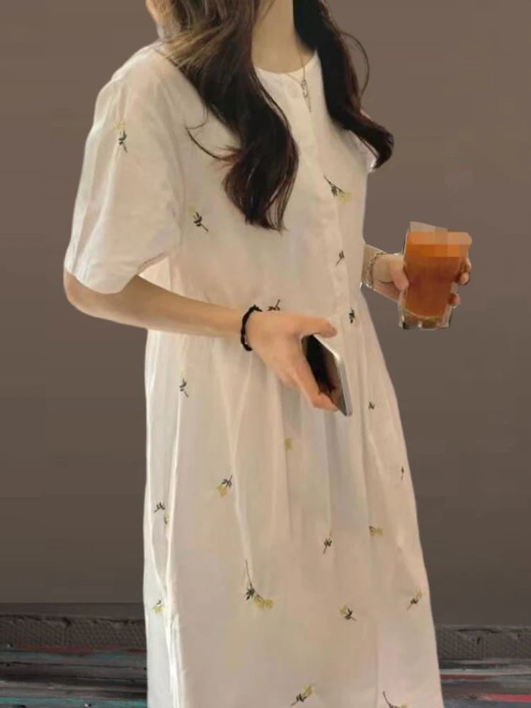 GlowDress Classic Comfort – Relaxed Fit Floral Shirt Dress