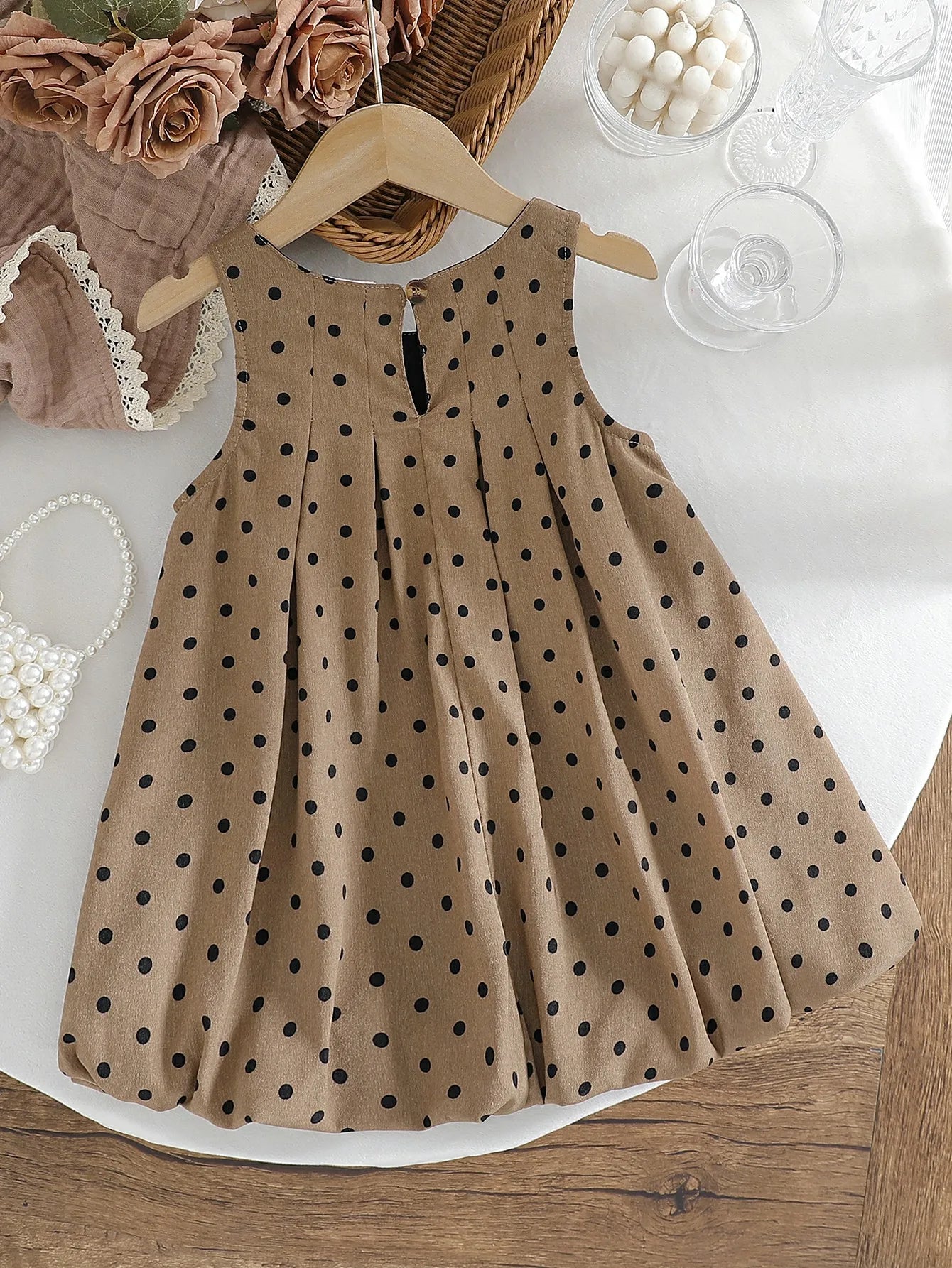 GlowDress Sleeveless Vintage Dress – Outdoor Summer Look for Kids