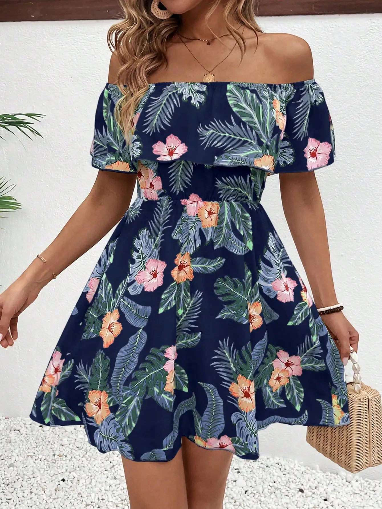 GlowDress Floral Ruffle Dress – Light & Elegant